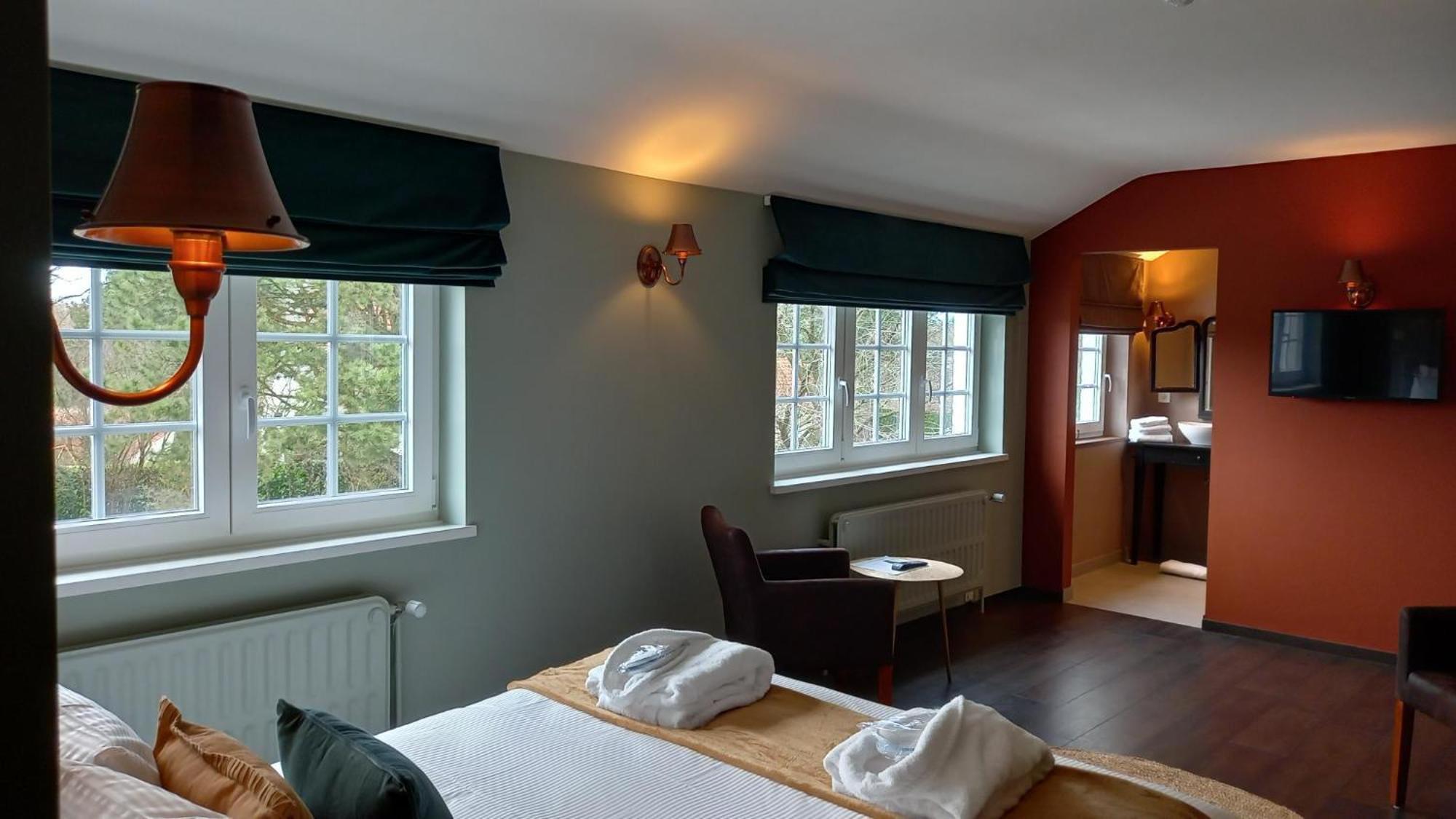 Chambres D'Hotes - Au Clos D'Amande Lasne 外观 照片